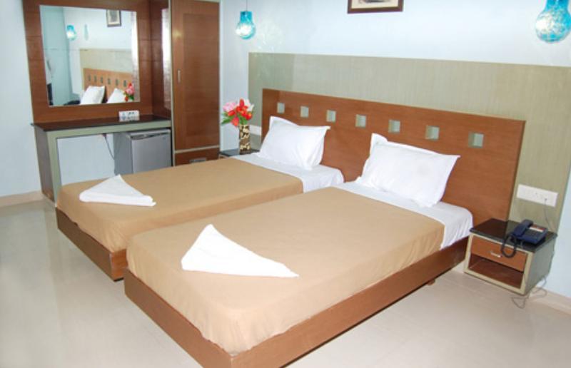 Balaji Grand Kakinada Room photo