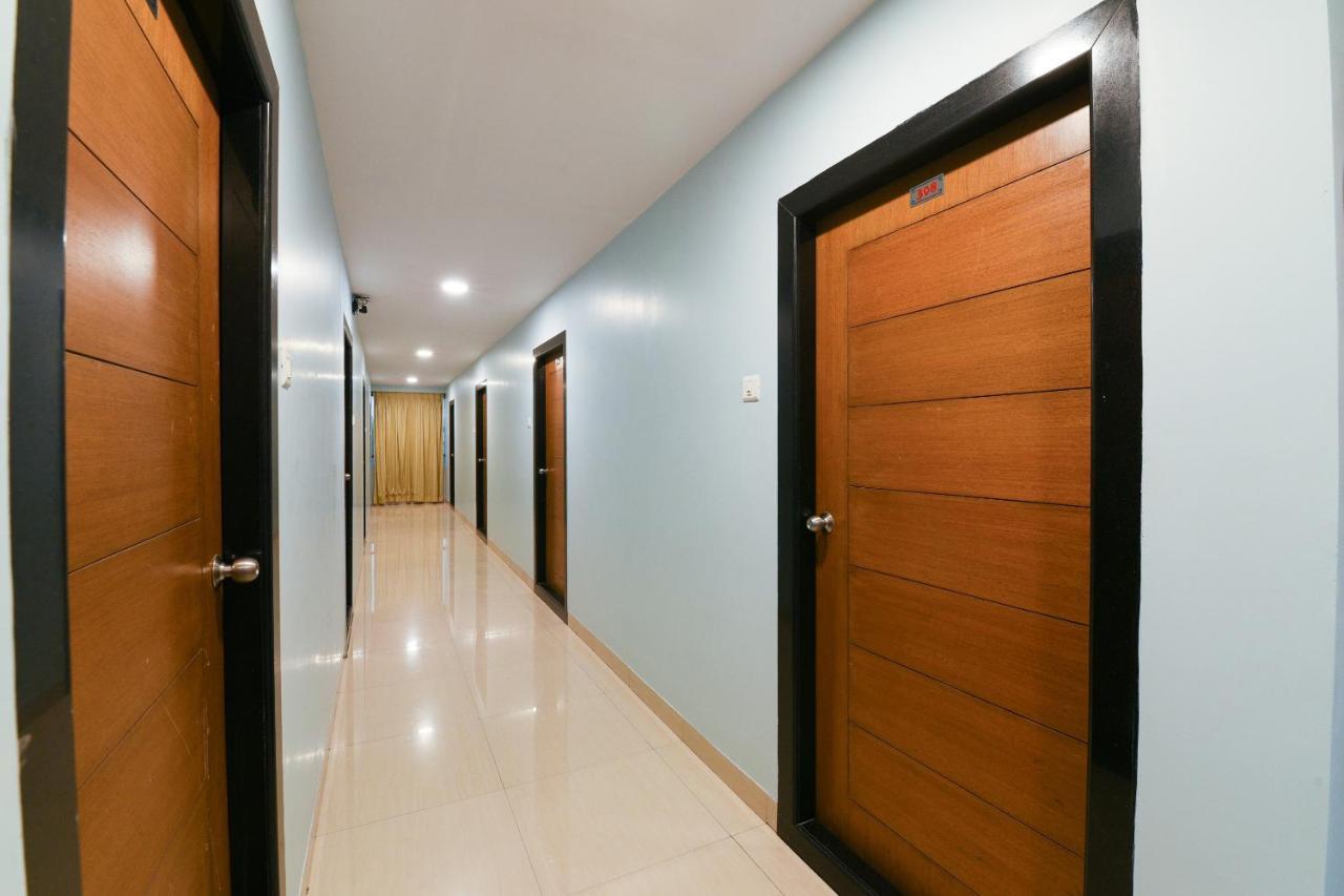 Balaji Grand Kakinada Exterior photo