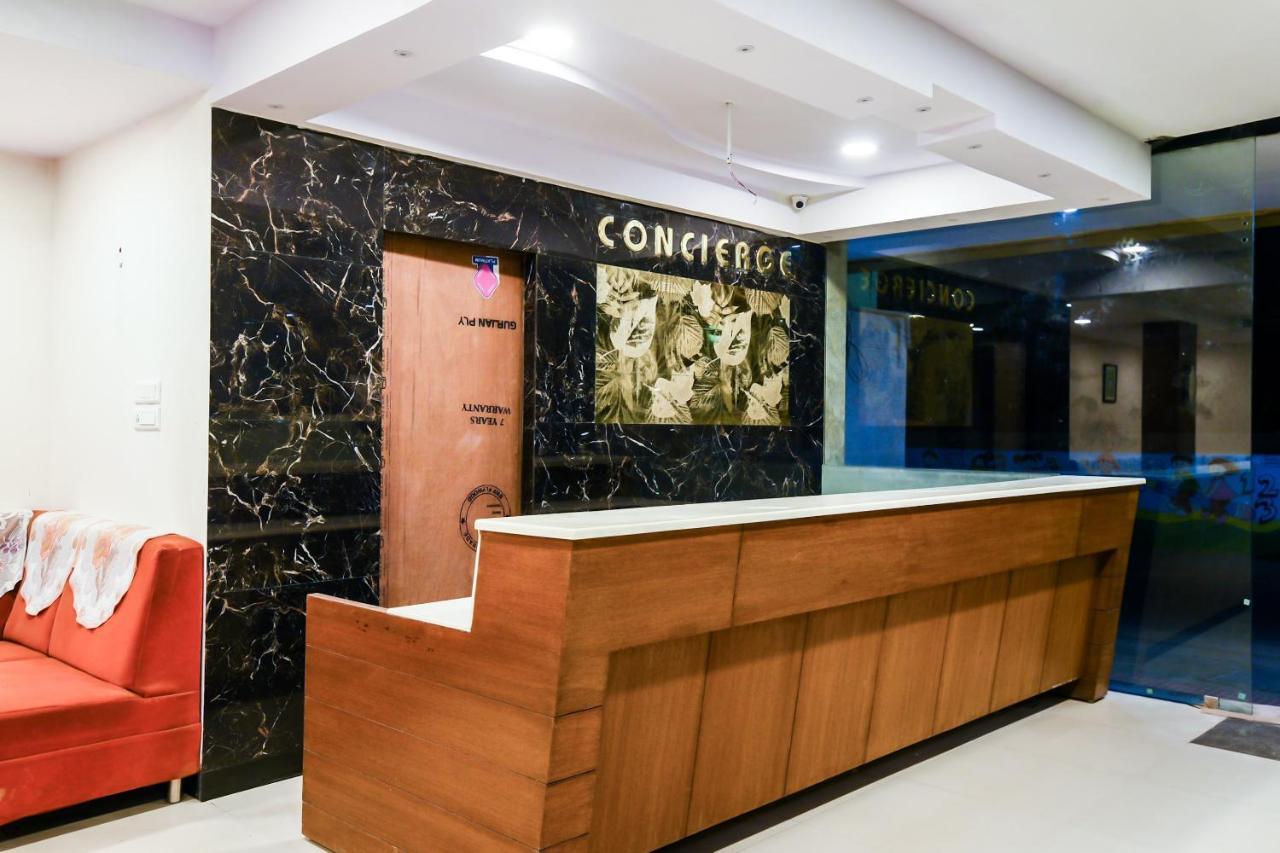Balaji Grand Kakinada Exterior photo